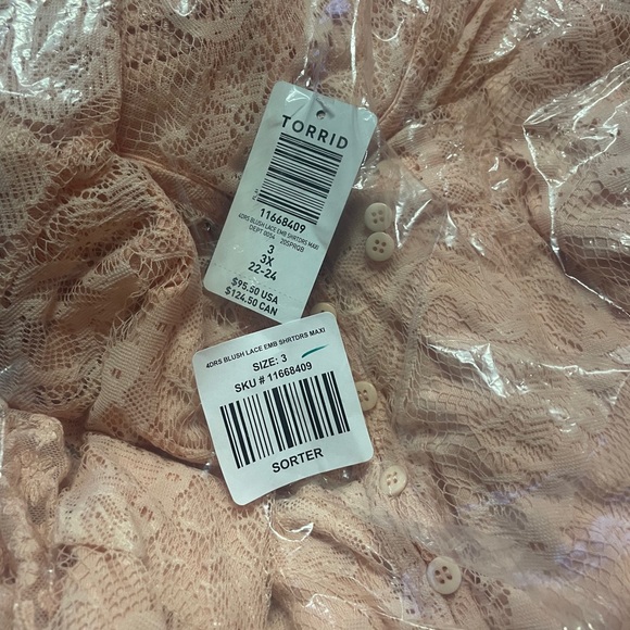 Torrid Plus Size Maxi Dress. - Picture 6 of 6